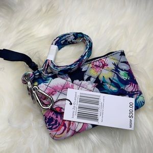 Iconic ZIp ID lanyard in Garden Grove